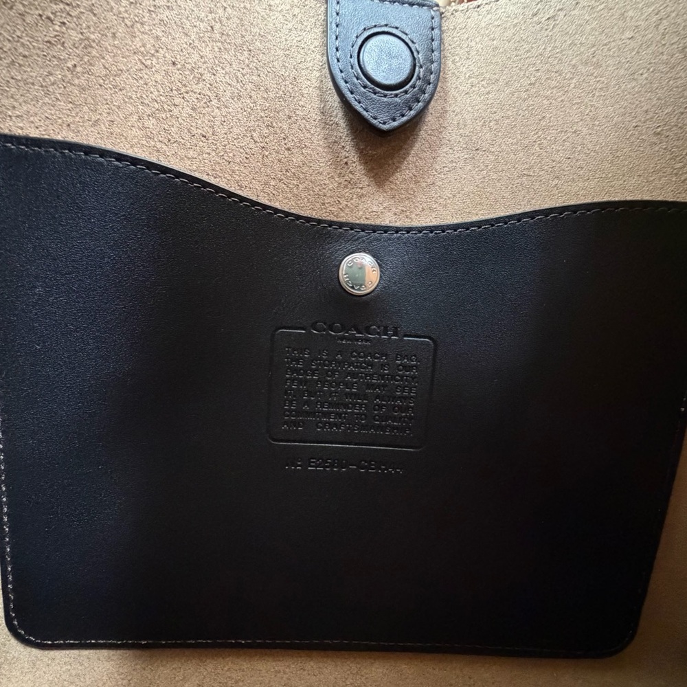 Coach Brooklyn Shoulder Bag 28 In Loved Leather Silver Black Brown CBH44 Ergo - Picture 14 of 16